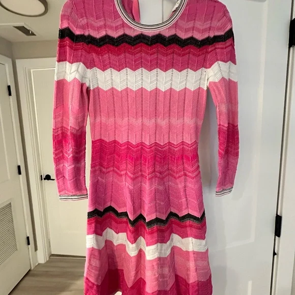 Milly | Dresses | Milly Pink And White Zig Zag Long Sleeve Dress | Poshmark